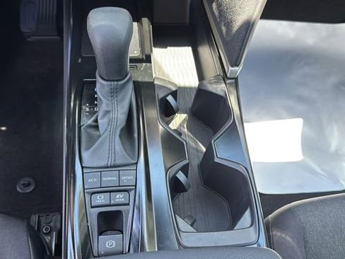 Used 2025 Toyota Camry LE image 29