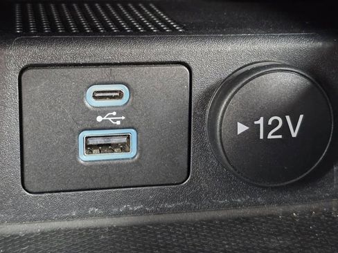 Used 2023 Ford Escape Active w/ Tech Pack #1 AWD/4WD image 11