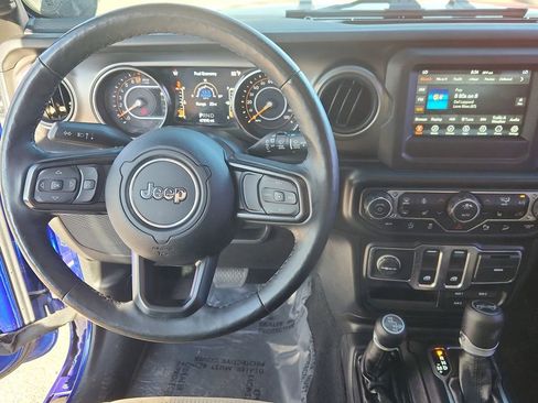 Used 2019 Jeep Wrangler Sport AWD/4WD image 8