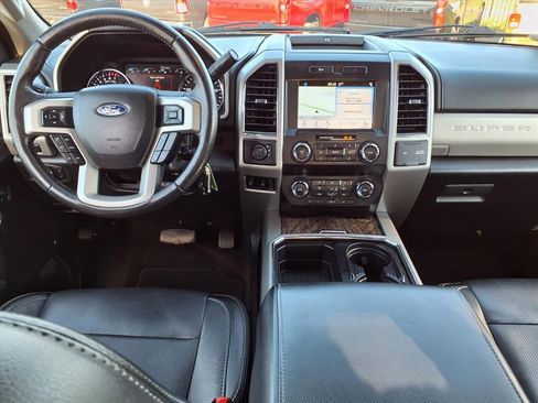 Used 2019 Ford F250 Lariat w/ Lariat Value Package image 16