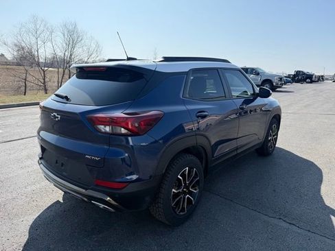 Used 2022 Chevrolet TrailBlazer ACTIV w/ Sun and Liftgate Package image 7