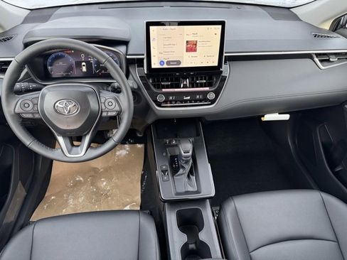 New 2026 Toyota Corolla Cross XLE image 10