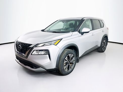 Used 2023 Nissan Rogue SV FWD image 3