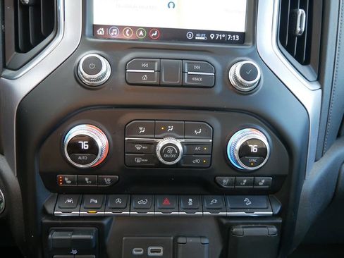 Used 2020 GMC Sierra 1500 SLT w/ SLT Premium Plus Package AWD/4WD image 20