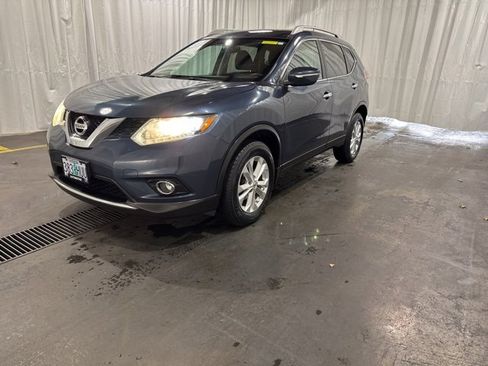 Used 2015 Nissan Rogue SV image 28