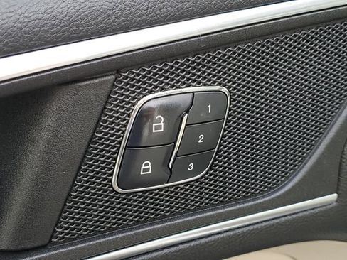 Used 2016 Ford Edge Titanium w/ Equipment Group 302A AWD/4WD image 17