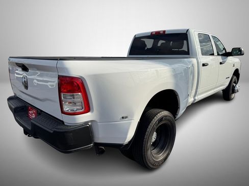 Used 2022 RAM 3500 Tradesman w/ Bed Utility Group image 3