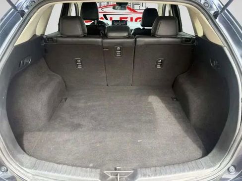 Used 2021 MAZDA CX-5 Touring image 25