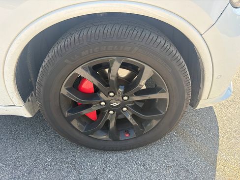 Used 2019 Dodge Durango R/T w/ Blacktop Package AWD/4WD image 11