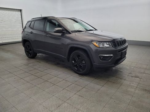 Used 2018 Jeep Compass Latitude w/ Popular Equipment Group AWD/4WD image 11