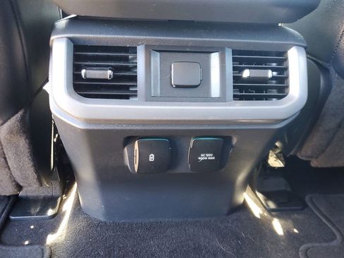 Used 2022 Ford F150 Lariat image 12