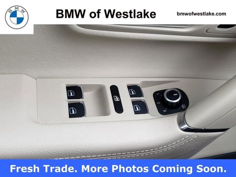 Used 2010 Volkswagen CC Luxury image 31