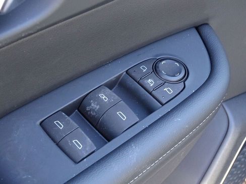 New 2025 Buick Enclave Preferred w/ LPO, Floor Liner Package image 28