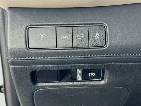 Used 2021 Hyundai Santa Fe Limited image 10