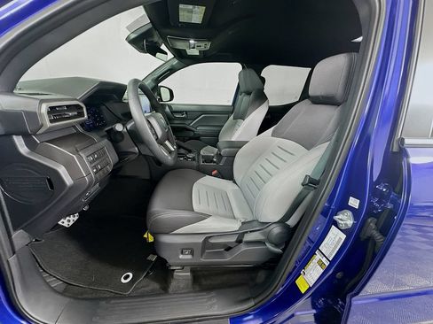 Certified 2025 Toyota Tacoma TRD Sport AWD/4WD image 21
