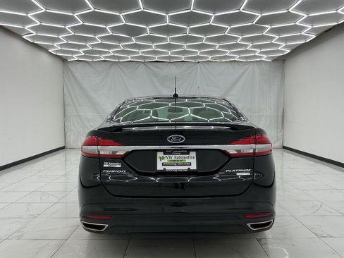 Used 2017 Ford Fusion Platinum FWD image 10