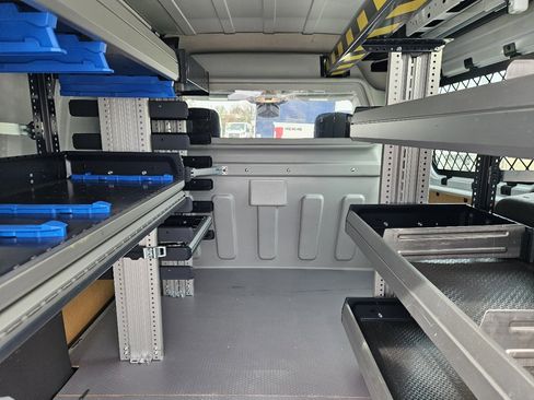 Used 2022 Ford Transit Connect XL image 25