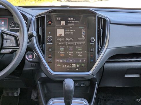 Used 2024 Subaru Crosstrek 2.0i Premium image 10