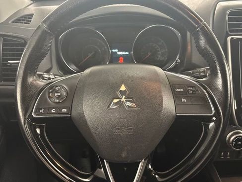 Used 2021 Mitsubishi Outlander Sport SE image 21