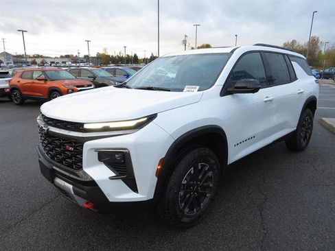 New 2026 Chevrolet Traverse Z71 w/ Enhanced Driving Package image 7