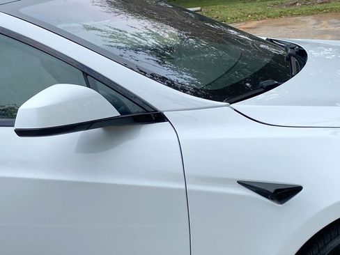 Used 2023 Tesla Model S Standard Range image 19