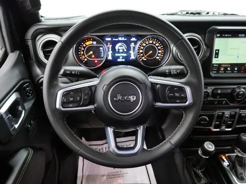 Used 2023 Jeep Gladiator Overland AWD/4WD image 21