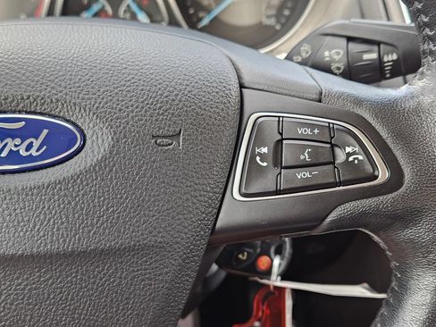 Used 2017 Ford Focus SEL w/ Cold Weather Package FWD image 35