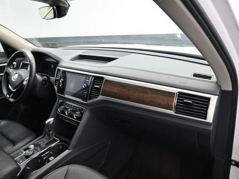 Used 2019 Volkswagen Atlas SEL Premium image 12