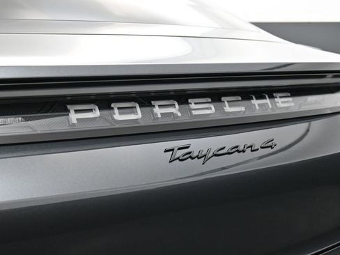 New 2026 Porsche Taycan image 14