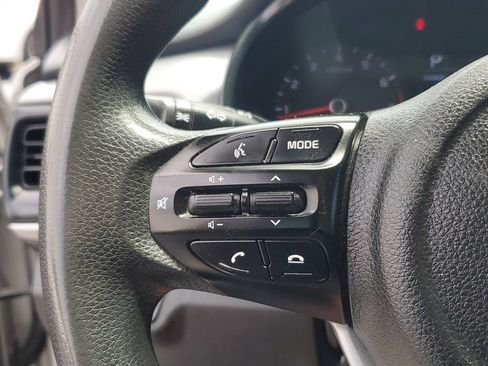 Used 2022 Kia Rio S FWD image 23