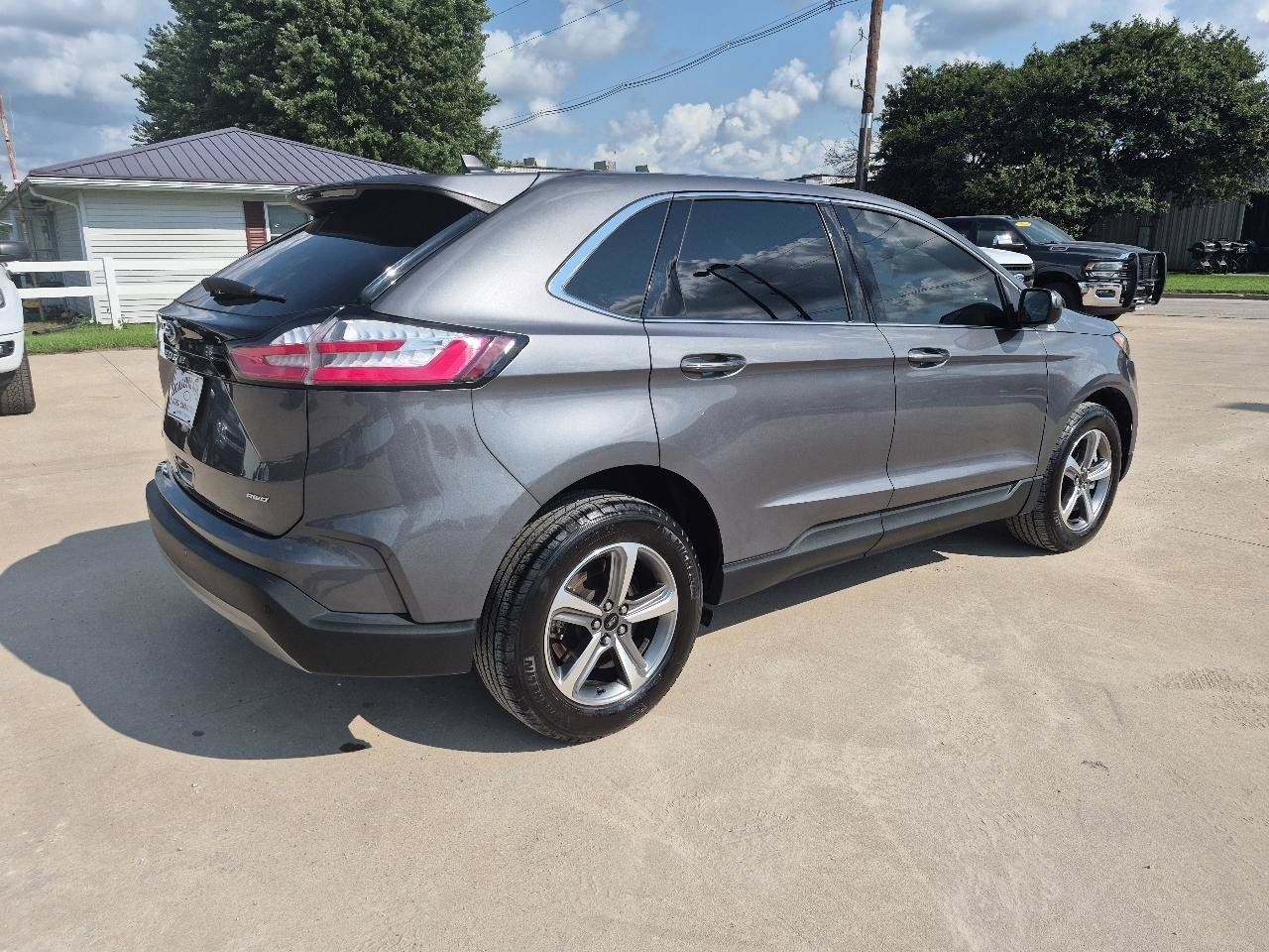 Used 2023 Ford Edge SEL w/ Convenience Package AWD/4WD image 6