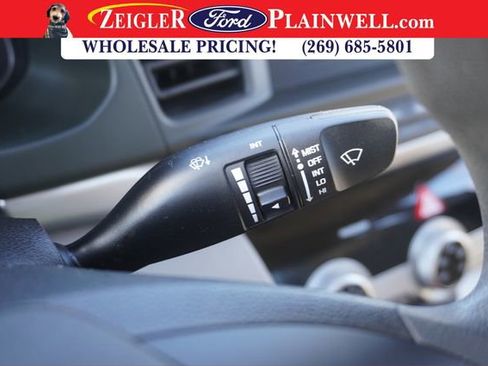 Used 2019 Hyundai Elantra SE image 26