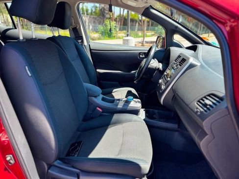 Used 2013 Nissan Leaf S w/ Charger Pkg FWD image 27