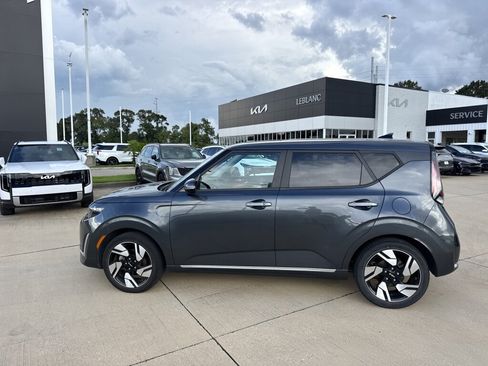 Certified 2023 Kia Soul GT-Line FWD image 17