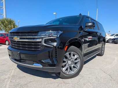 Used 2024 Chevrolet Suburban LT w/ Luxury Package