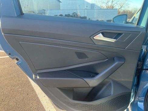 Certified 2025 Volkswagen Jetta S image 23