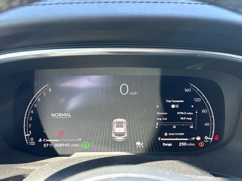 Used 2024 Acura MDX SH-AWD w/ Technology Package image 26