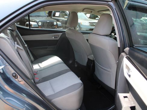 Used 2017 Toyota Corolla LE FWD image 26