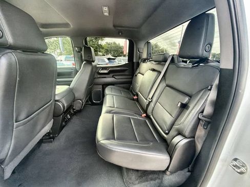 Used 2025 GMC Sierra 1500 SLT AWD/4WD image 24