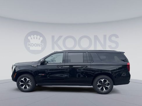 New 2026 GMC Yukon XL AT4 w/ AT4 Premium Plus Package AWD/4WD image 2