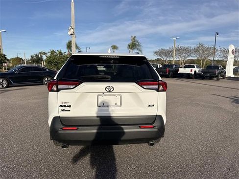 New 2025 Toyota RAV4 XLE image 5
