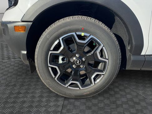 New 2025 Ford Bronco Sport Outer Banks image 17