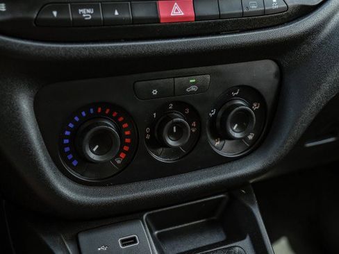 Used 2022 RAM ProMaster City Tradesman image 26