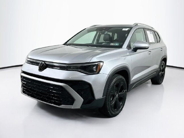 Used 2025 Volkswagen Taos SEL AWD/4WD image 4