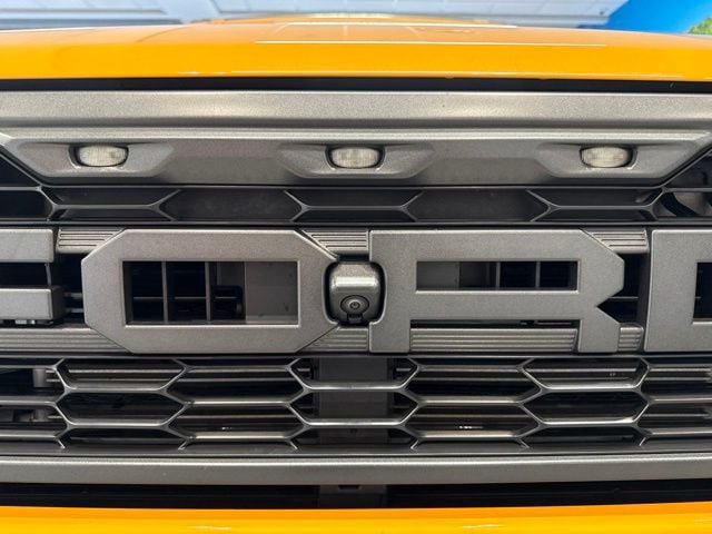 Used 2022 Ford Bronco Raptor w/ Interior Carbon Fiber Pack 6 AWD/4WD image 15