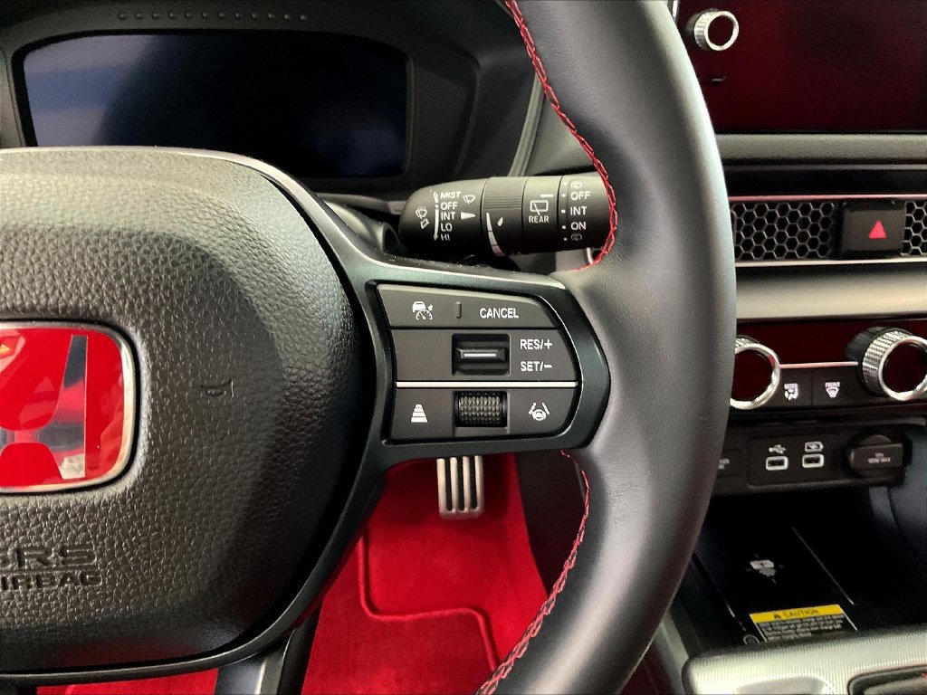 Used 2025 Honda Civic Type R image 13