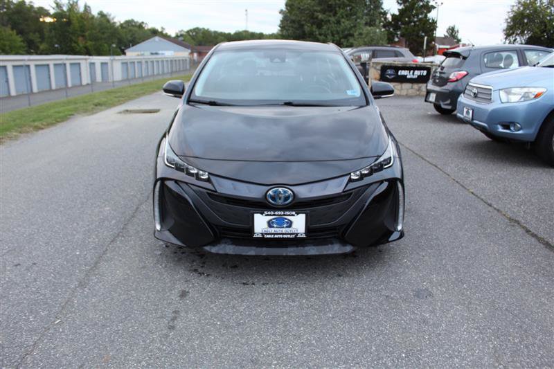 Used 2020 Toyota Prius Prime XLE FWD image 2