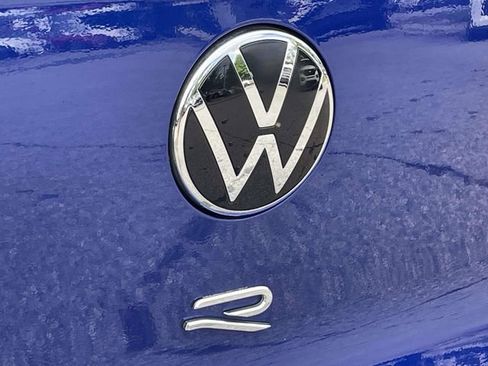 Used 2024 Volkswagen Golf R AWD/4WD image 11