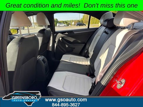 Used 2016 Volkswagen Jetta Sport image 19