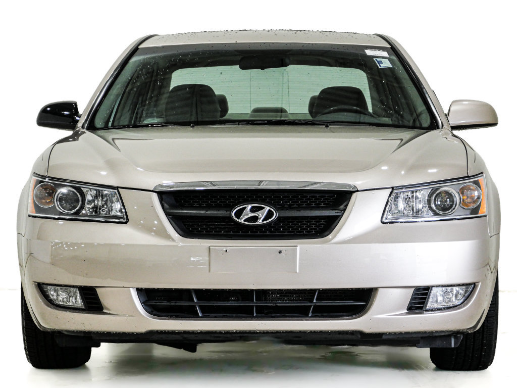 Used 2006 Hyundai Sonata GLS FWD image 2